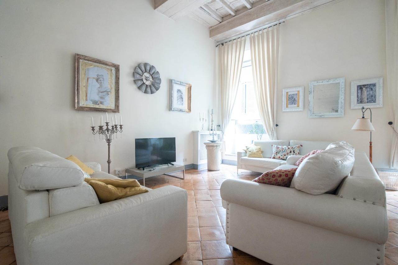 Apartmán Luxury Piazza Navona Escape 11 Řím Exteriér fotografie